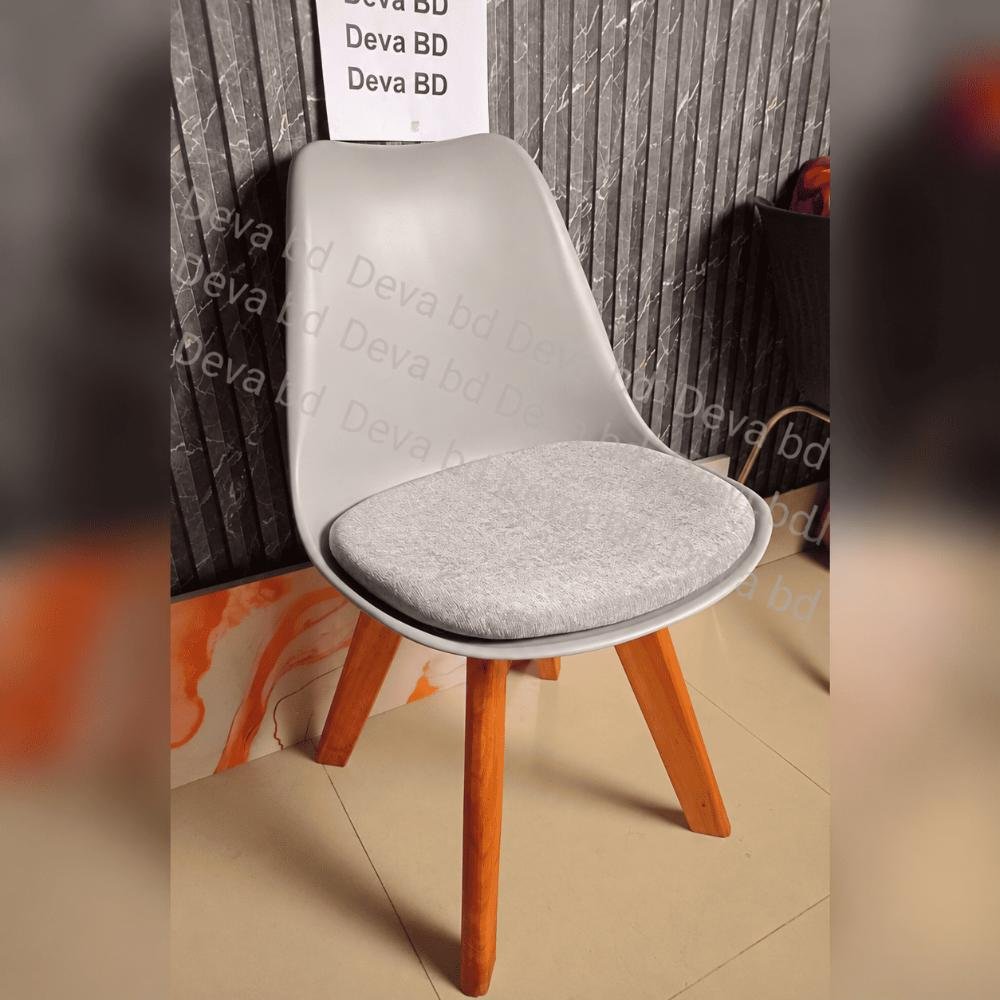 Tulip Chair with PP Plastic Body, Velvet Seat and Mahogany Wooden Legs — ছবি 2
